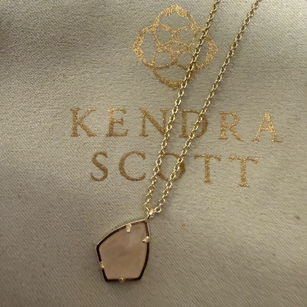 Kendra Scott gold necklace